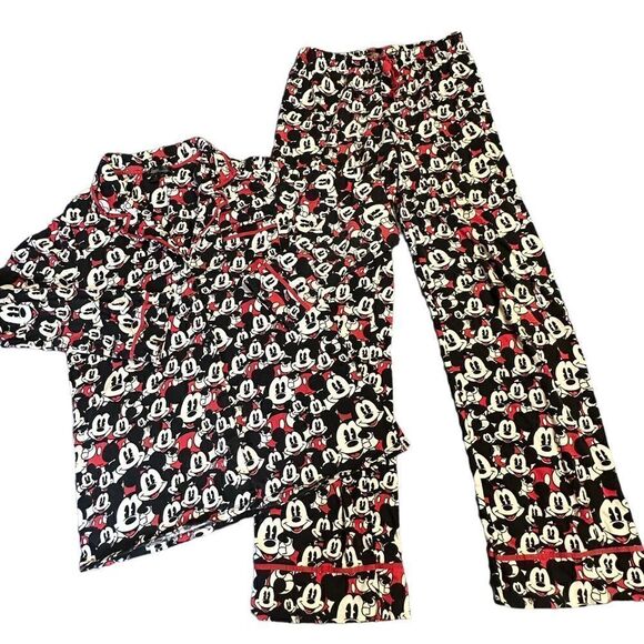 Disney Luxe collection Mickey Mouse Pajamas - Picture 1 of 9